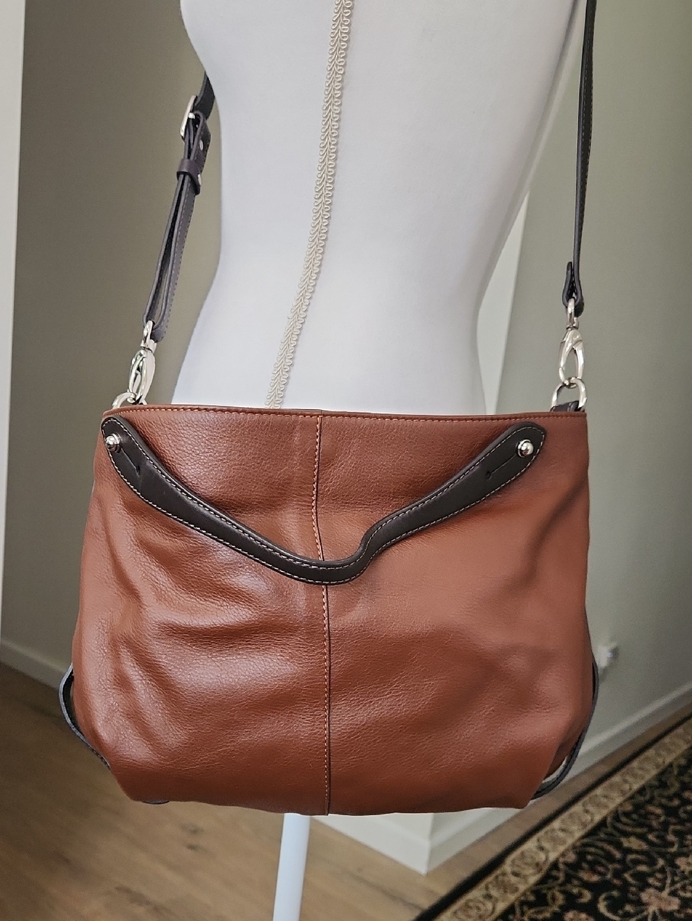 Gianni Conti Soft Italian Leather Crossbody Bag Hobo Satchel - Picture 4 of 17